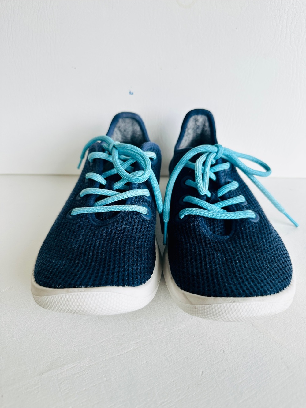 ALLBIRD Women’s Lightweight Woven Navy Sneaker